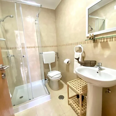 Patio Abilio 4* 纳扎雷