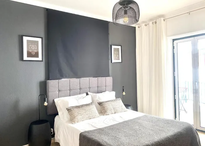 Patio Abilio Nazaré